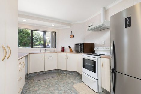 Photo of property in 186 Welcome Bay Road, Welcome Bay, Tauranga, 3112