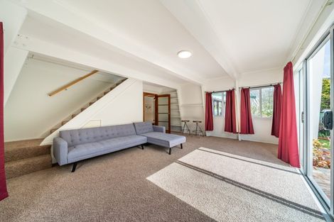 Photo of property in 329a Paekakariki Hill Road, Paekakariki Hill, Porirua, 5381