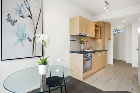 Photo of property in 127/2 Armoy Drive, East Tamaki, Auckland, 2016