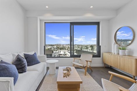 Photo of property in 11/2 Ara Kataraina, Mangere, Auckland, 2022