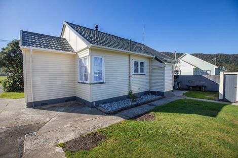Photo of property in 34 Monro Street, Cobden, Greymouth, 7802