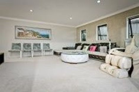 Photo of property in 62 Laurel Oak Drive, Schnapper Rock, Auckland, 0632