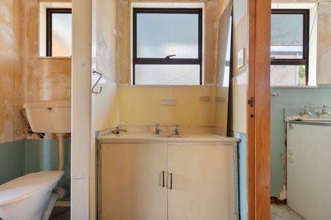 Photo of property in 261a Welcome Bay Road, Welcome Bay, Tauranga, 3112