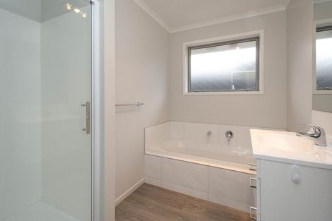 Photo of property in 8 Ragley Way, Rolleston, 7615