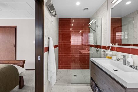 Photo of property in 5 Symons Street, Parkvale, Hastings, 4122