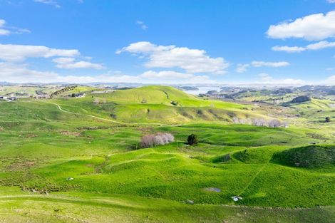 Photo of property in 100 Marohemo Road, Maungaturoto, 0583