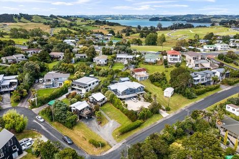 Photo of property in 8 Woodlands Avenue, Snells Beach, 0920