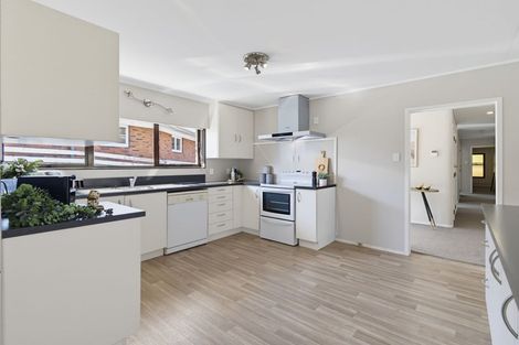 Photo of property in 14 Norfolk Rise, Waiuku, 2123