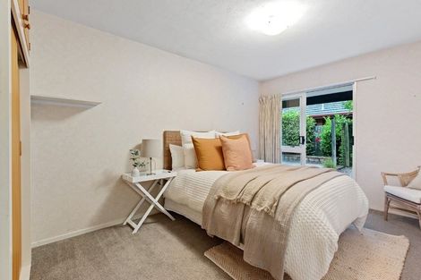 Photo of property in 9 Cricklewood Place, Avonhead, Christchurch, 8042