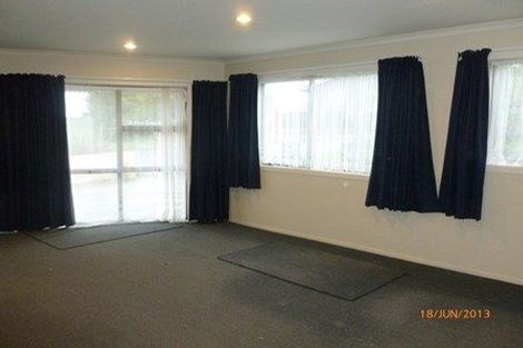 Photo of property in 30 Kinloch Place, Papakowhai, Porirua, 5024