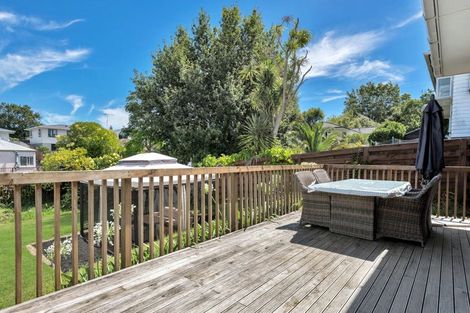 Photo of property in 8 Pegler Drive, Howick, Auckland, 2014