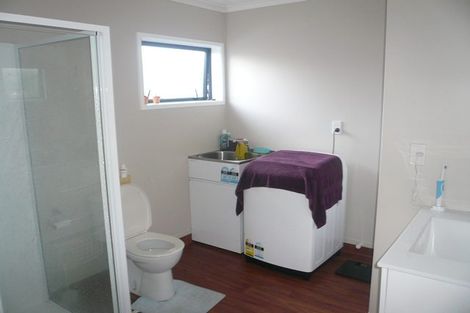 Photo of property in 67 Pomaria Road, Henderson, Auckland, 0610