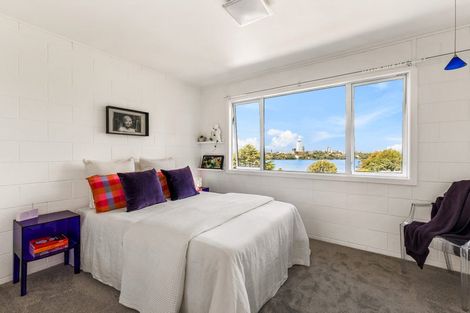 Photo of property in 9/72 Kitchener Road, Milford, Auckland, 0620