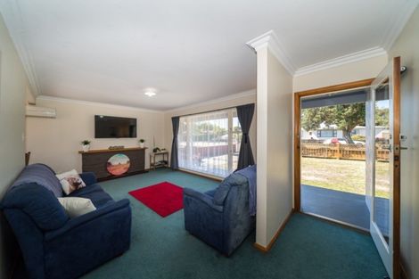 Photo of property in 71 College Street, Awapuni, Palmerston North, 4412