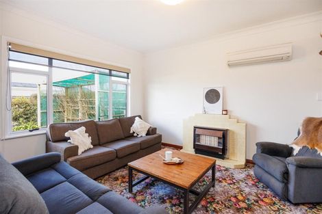 Photo of property in 10 William Street, Marton, 4710