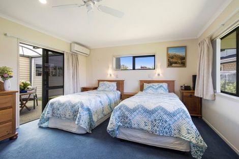 Photo of property in 2 Bransley Grove, Katikati, 3129