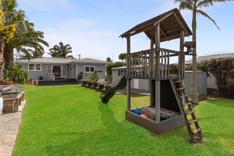 Photo of property in 253 Rangatira Road, Beach Haven, Auckland, 0626