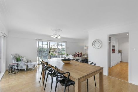 Photo of property in 2/11 Felton Mathew Avenue, St Johns, Auckland, 1072