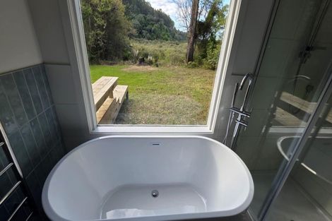 Photo of property in 34 Lowtherhurst Road, Massey, Auckland, 0614