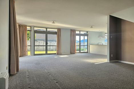 Photo of property in 5 Milburn Lane, Hillcrest, Hamilton, 3216