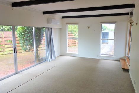 Photo of property in 42 Fovant Street, Russley, Christchurch, 8042