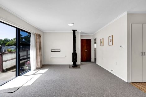 Photo of property in 65 Northgate, Strandon, New Plymouth, 4312