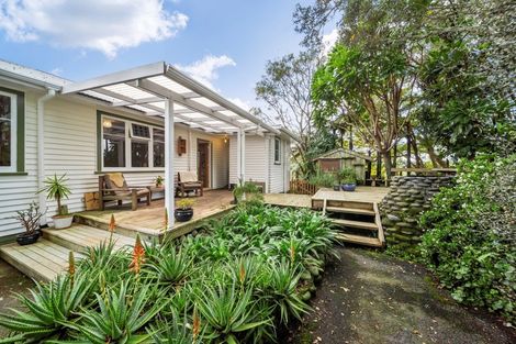 Photo of property in 17 Curtis Street, Okato, 4335