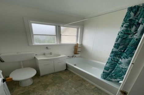 Photo of property in 34 Mandalay Terrace, Khandallah, Wellington, 6035