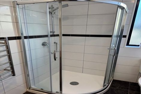 Photo of property in 3 Askerne Drive, Flat Bush, Auckland, 2016