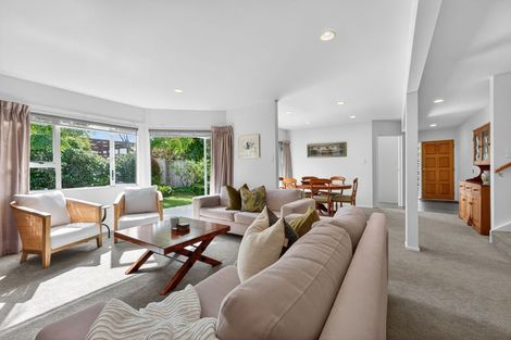 Photo of property in 1/6 Fenwick Avenue, Milford, Auckland, 0620