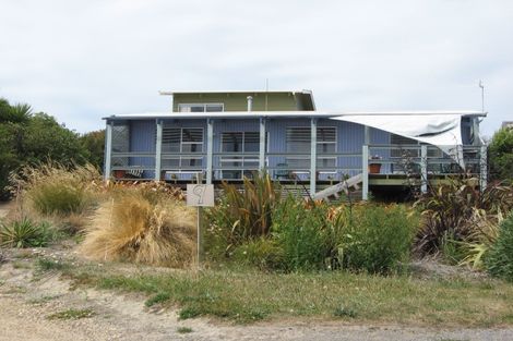 Photo of property in 9 James Drive, Diamond Harbour, Lyttelton, 8971