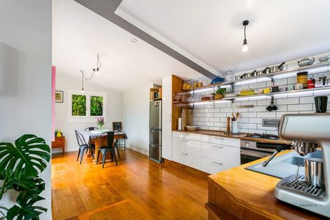 Photo of property in 96 Godley Road, Green Bay, Auckland, 0604