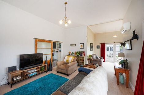 Photo of property in 30 Cuba Street, Marton, 4710