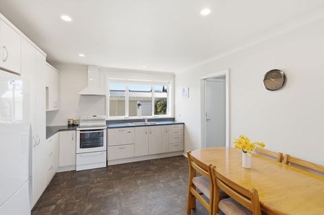 Photo of property in 1/30 Tintern Avenue, Avonhead, Christchurch, 8042