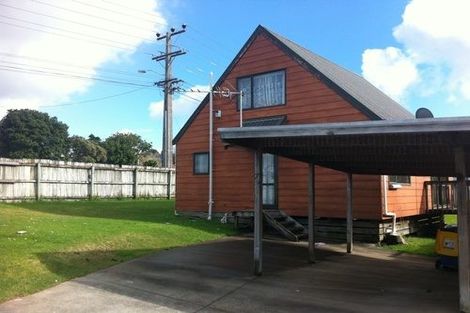 Photo of property in 278 Triangle Road, Massey, Auckland, 0614