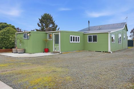 Photo of property in 24 Queen Street, Pareora, 7912