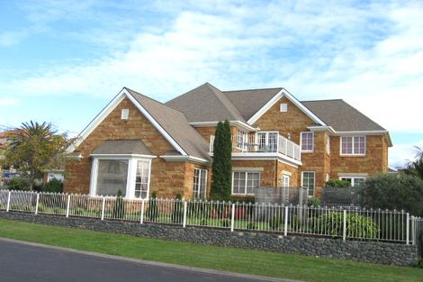 Photo of property in 8 Haven Crest, Somerville, Auckland, 2014