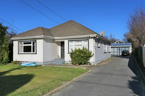 Photo of property in 100 Suva Street, Upper Riccarton, Christchurch, 8041