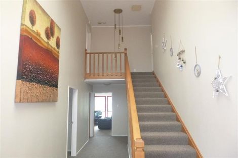 Photo of property in 10 Eclipse Lane, Whitby, Porirua, 5024