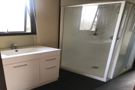 Photo of property in 29 Stottholm Road, Titirangi, Auckland, 0604