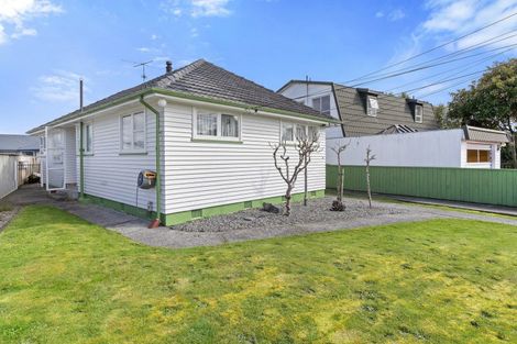 Photo of property in 17 Stephen Street, Trentham, Upper Hutt, 5018