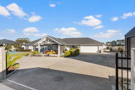 Photo of property in 38 Bunyan Road, Coastlands, Whakatane, 3120