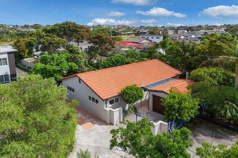Photo of property in 2/2 Evan Street, Belmont, Auckland, 0622