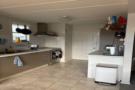 Photo of property in 176a Langdons Road, Northcote, Christchurch, 8052