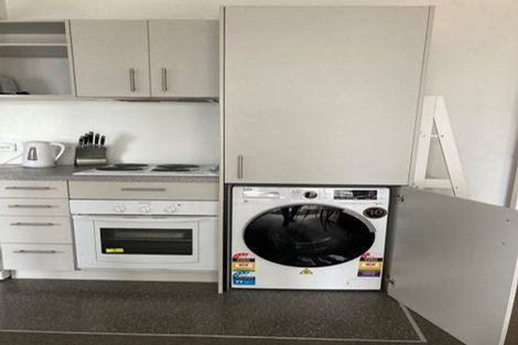 Photo of property in The Peak Apartments, 406/170 Taranaki Street, Te Aro, Wellington, 6011