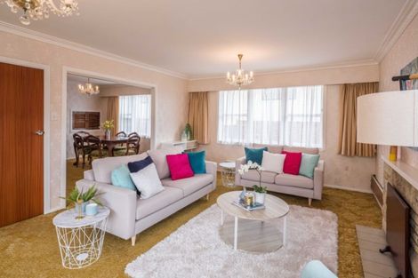 Photo of property in 34 Westview Grove, Miramar, Wellington, 6022