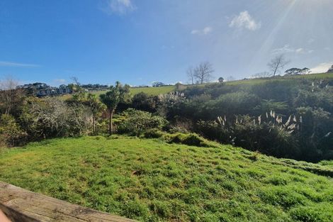 Photo of property in 129 Oteha Road, Fairview Heights, Auckland, 0632