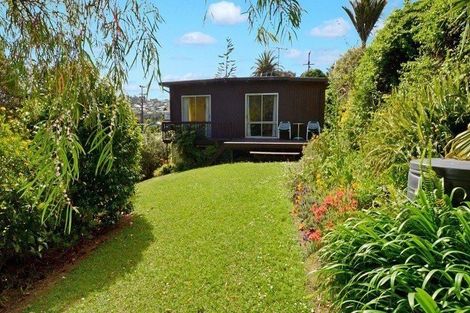 Photo of property in 2/56 Peach Road, Glenfield, Auckland, 0629
