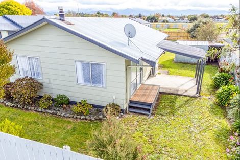 Photo of property in 23 River Road, Masterton, 5810