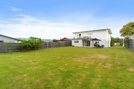 Photo of property in 107 Rangi Avenue, Whangamata, 3620